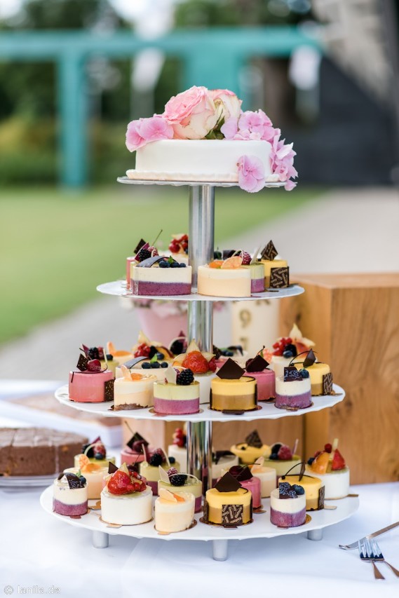 Hochzeitstote und Hochzeitstörtchen