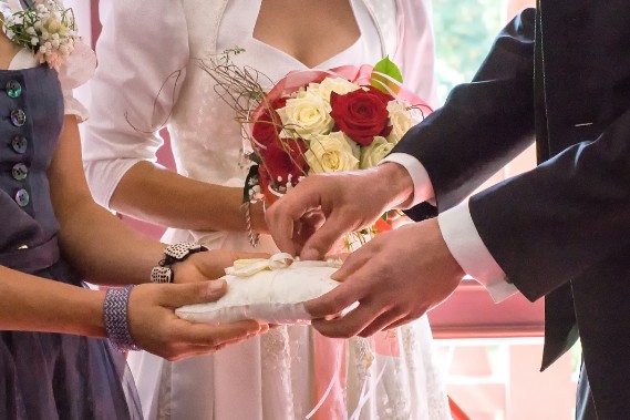 Freie Hochzeit Ringübergabe